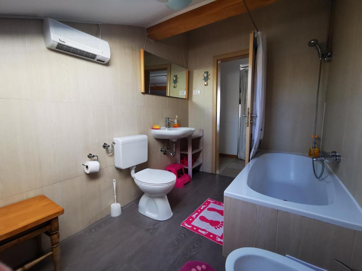 Anita Studio Apartment With Terrace Rijeka Luaran gambar