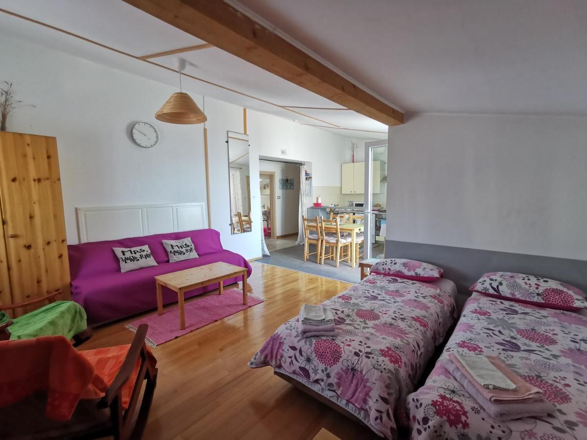 Anita Studio Apartment With Terrace Rijeka Luaran gambar