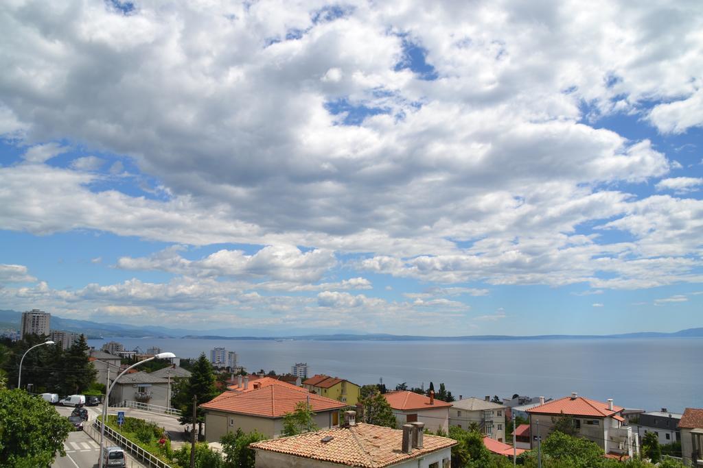 Anita Studio Apartment With Terrace Rijeka Luaran gambar